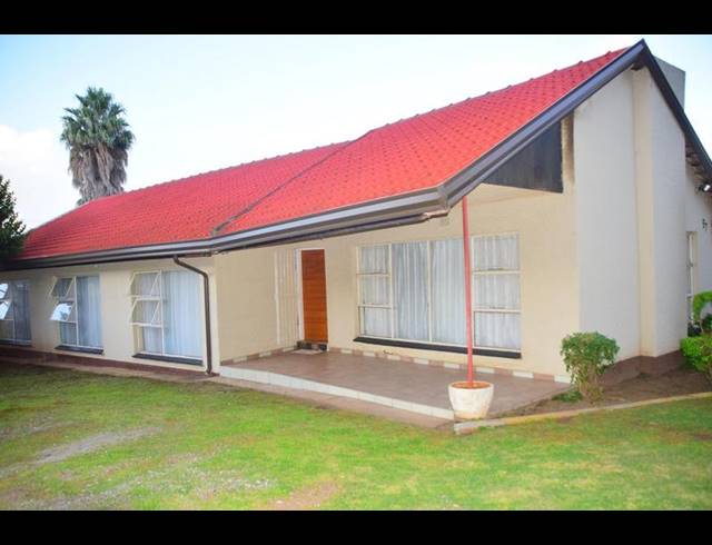 3 BEDROOM HOUSE FOR SALE IN GEORGINIA
